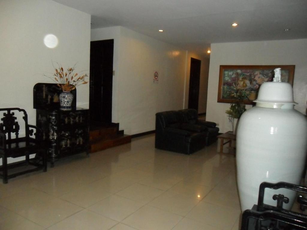 Tagaytay Econo Hotel Tagaytay City Exterior foto