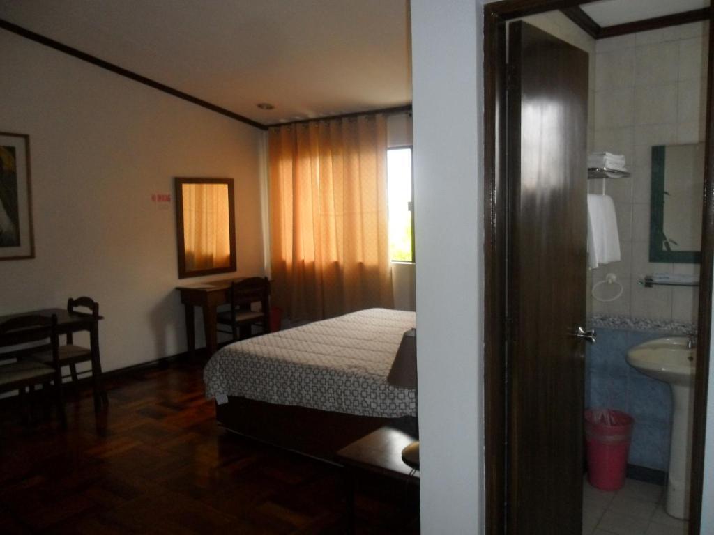 Tagaytay Econo Hotel Tagaytay City Habitación foto
