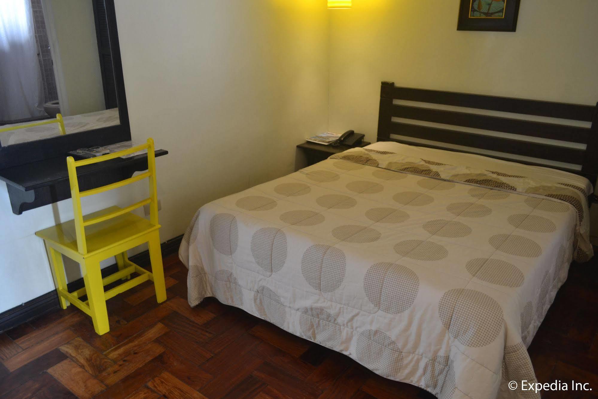 Tagaytay Econo Hotel Tagaytay City Exterior foto